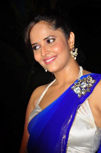 Anchor Anasuya Hot Saree Stills ved DK Bose Audio Launch