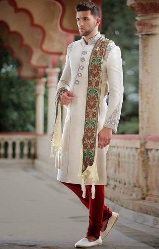 Sherwani Churidar nadrág