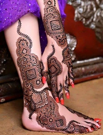 Foot Black Mehendi Designs