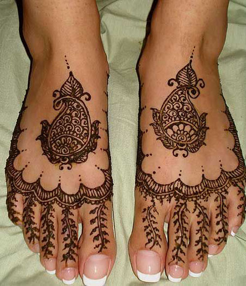 Egyszerű láb Mehndi Designs