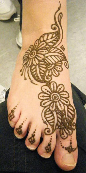 Almindeligt Mehndi -design til fods