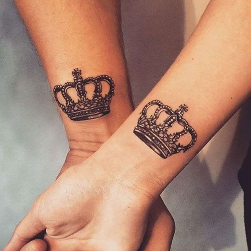 Király és királynő tetoválás a legjobb pároknak 5