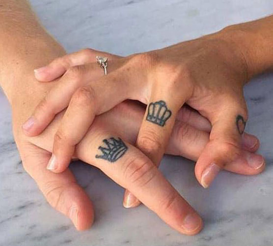 Király és királynő tetoválás a legjobb pároknak 7