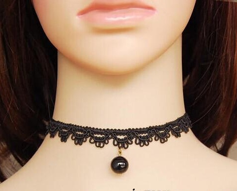 Den sorte gotiske choker halskæde