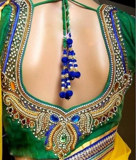 Bluse -halsudformning til pattu sarees4