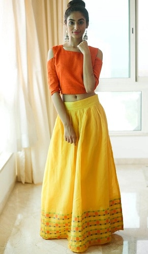 Gul og orange Lehenga