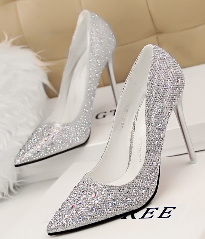 Stilettoes Menyasszonyi cipő