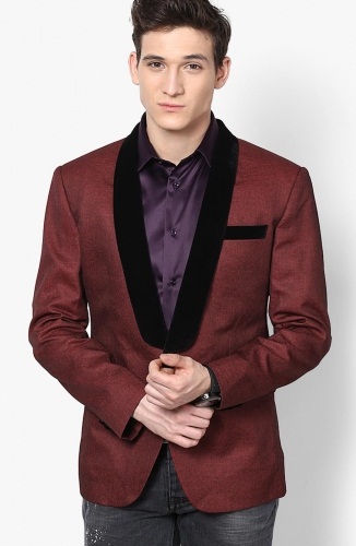 Maroon Blazer a Design Factory -tól