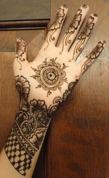 Almindeligt elegant Marwari Mehandi -design