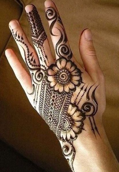 Smukke Marwari Mehendi designs
