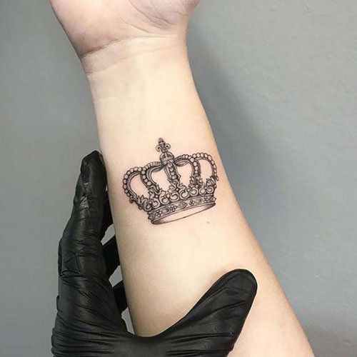 Crown Tattoo Designs 2