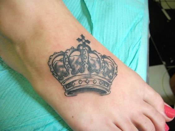 Crown Tattoo Designs 7