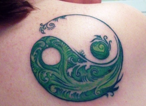 Virágos Yin Yang tetoválás tervezés