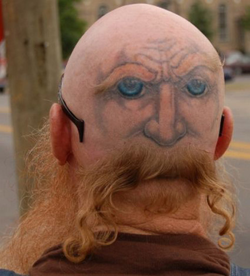 Vicces fej tetoválás férfiaknak