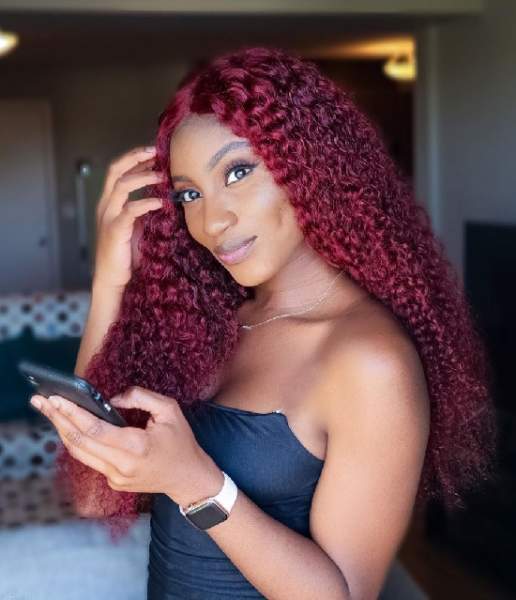 Red Weave frisurer