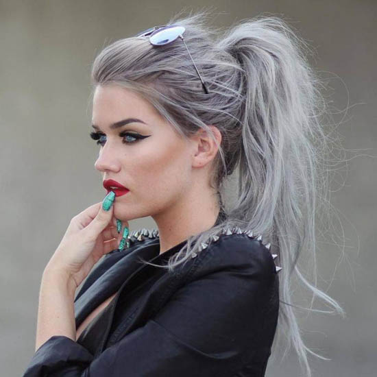 Platinum White Messy Hair Hestehale