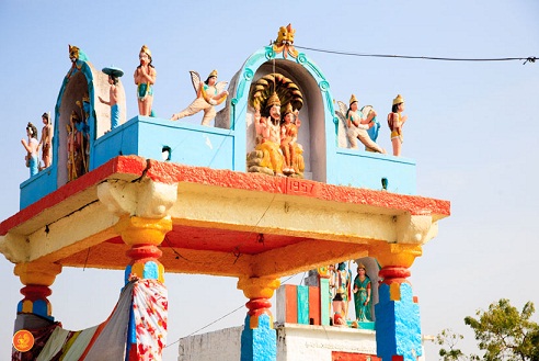 lakshmi narasimha svømmende tempel i hyderabad