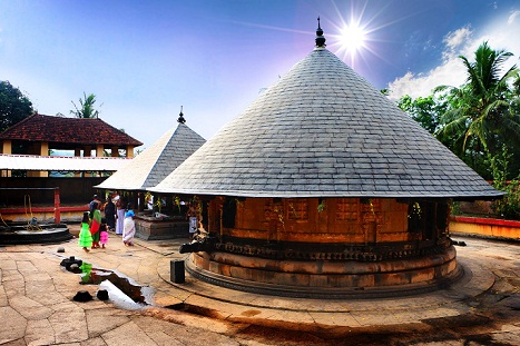 Thirupalkadal Sreekrishnaswamy -templet i Keezhperoor
