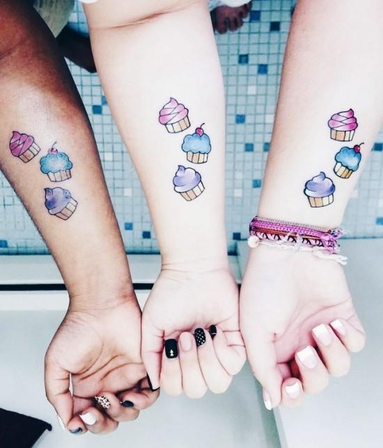 170 luovaa sisaruksen tatuointiideaa ja inspiraatiota värikkäitä muffinsseja kolme sisarta