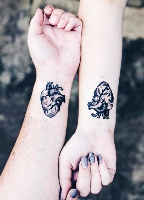 170 luovaa sisaruksen tatuointiideaa ja inspiraatiota realistinen sydänranne
