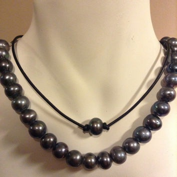 Black Pearl Choker