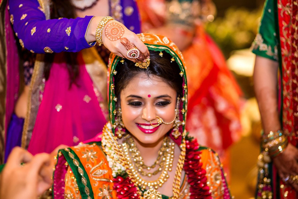 Gujarati brude makeup