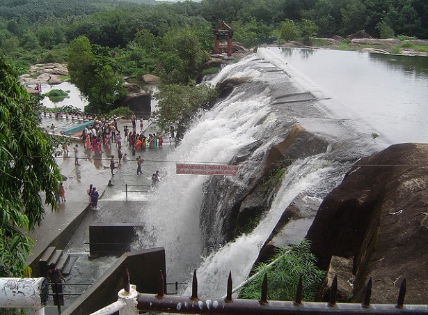 thirparappu-falls_kanyakumari-turist-steder