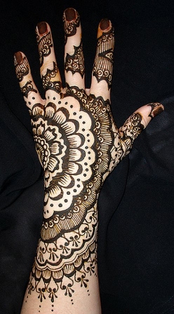 Mehndi Design For Hands