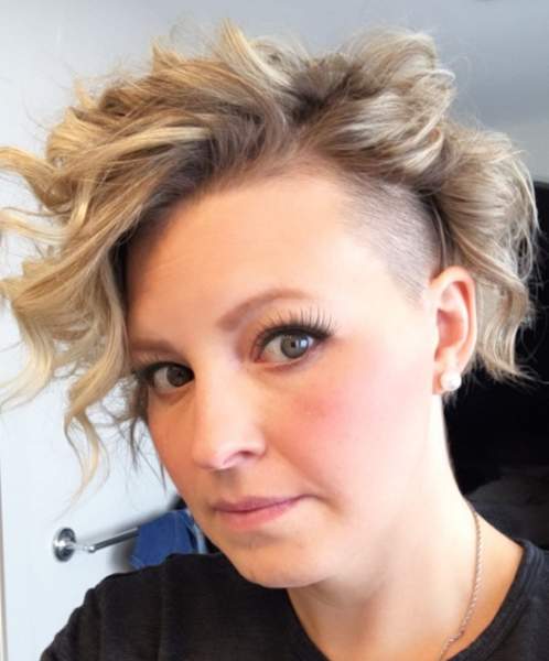 Faux Hawk Pixie hajvágás