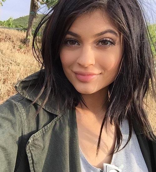 Kylie Jenner smink nélkül 20