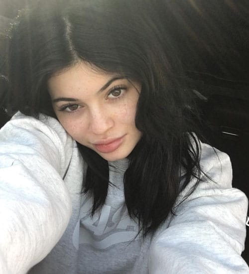 Kylie Jenner smink nélkül 7