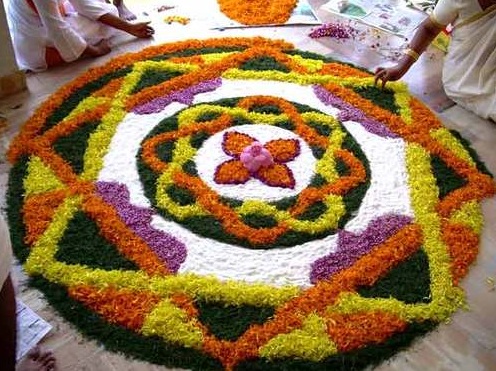 Flerfarvet blomst Rangoli