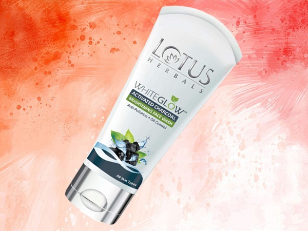 Lotus Herbals Whiteglow aktivált faszén világosító arclemosó