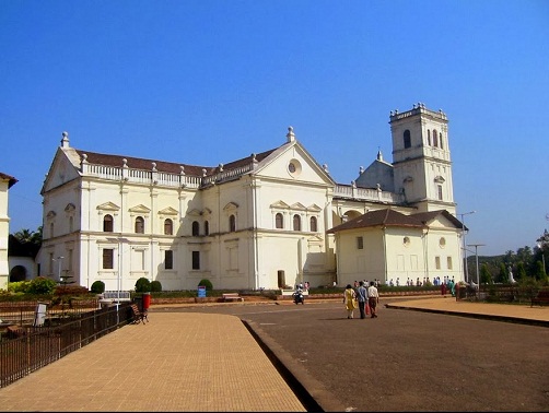 Se katedralen i det gamle Goa