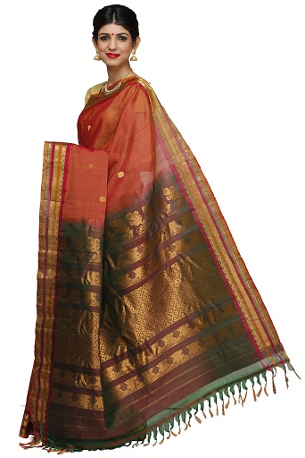 A nehéz selyem Gadwal Saree