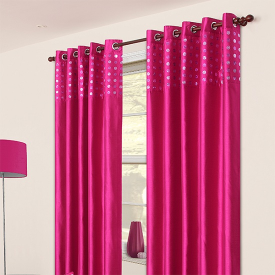 Lyserøde gardiner til soveværelser