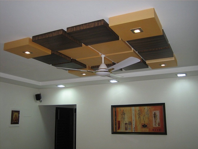 Pop falsk loft design til hall med ventilator