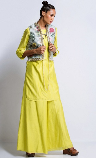 Designer Kurti med kort jakke af Payal Singhal