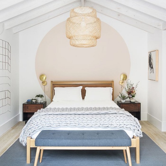 Minimalistisk lille soveværelse design