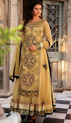 Hosszú ujjú Churidar ruha arany színben: