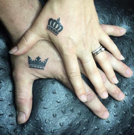 Pár tetoválás király és királynő
