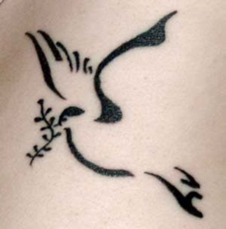 Abstrakt Dove Tattoo Design