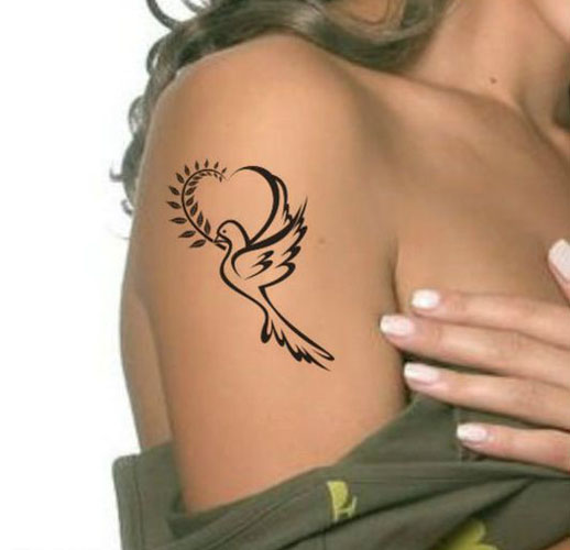 Smukke Dove Tattoo Designs 6
