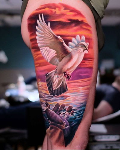 Smukke Dove Tattoo Designs 8