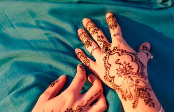 Mehndi tetoválás minták