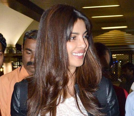 Priyanka Chopra smink nélkül 1