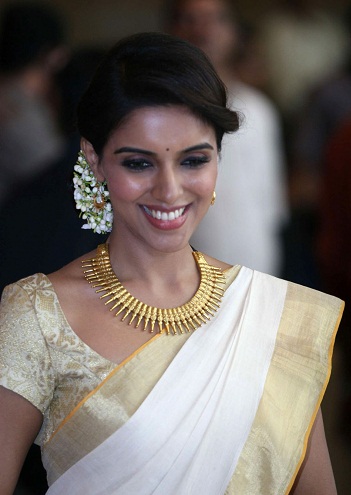 A Kerala stílusú Golden Saree blúz