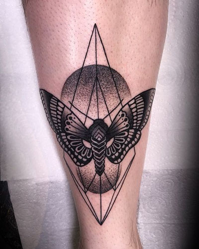 Geometriske tatoveringsdesign 4