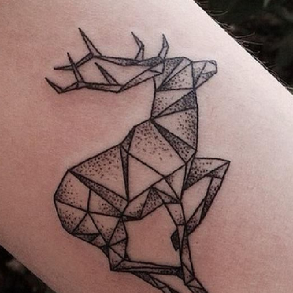 Hjort geometrisk tatovering