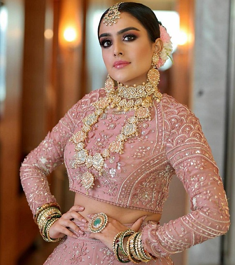 Esküvői Lehenga blúz design